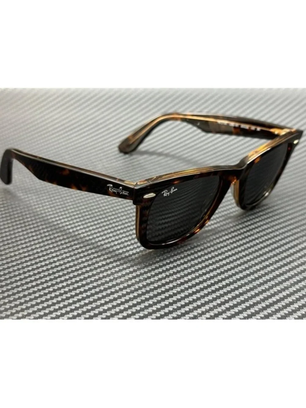 New Ray-Ban Men  Sunglasses --150.\